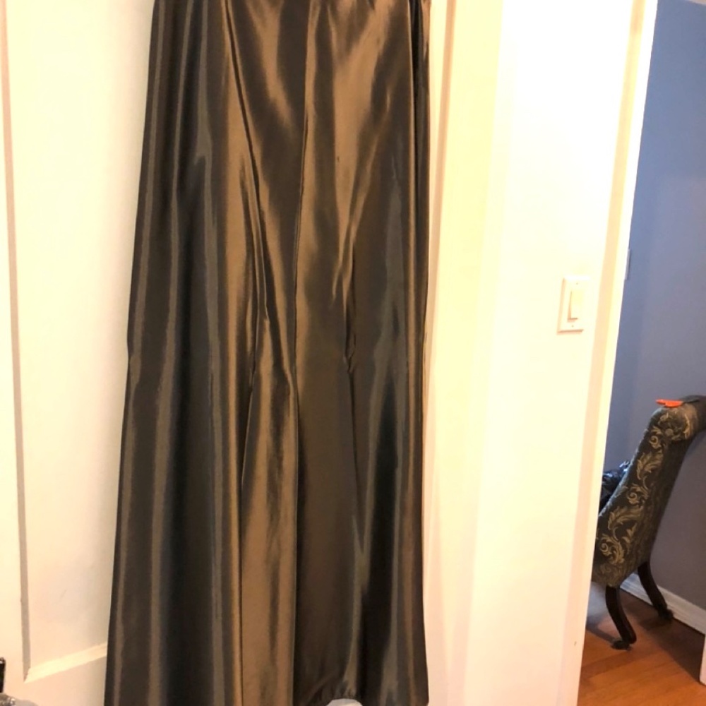 Long dressy skirt Where it with a Gap Shirt  like Sharon Stone